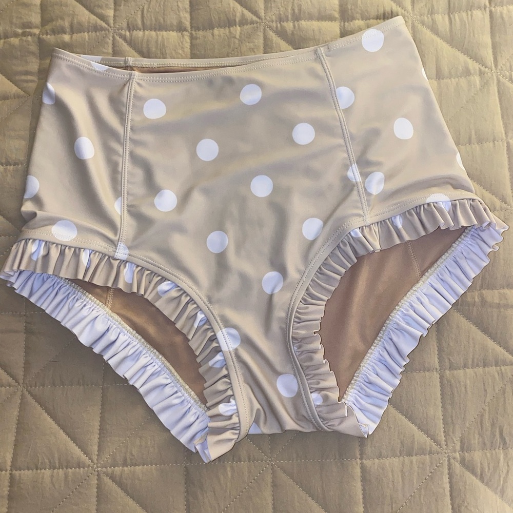 Kortni Jeane size M